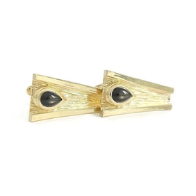 Vintage 1960's Tiger's Eye Asymmetrical Cufflinks 14K Yellow Gold, 14.48 Gr