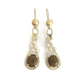 Vintage Oval Brown Jade Pearl Dangle Drop Earrings 14K Yellow Gold, 5.57 Grams