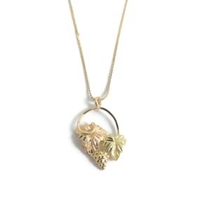 Vintage Grape Leaf Pendant Necklace 14K Yellow Pink Rose Gold 16 Inches, 2.01 Gr