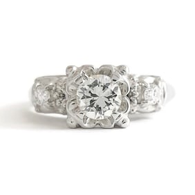 Vintage 3-Stone Diamond Scalloped Engagement Ring 14K White Gold, 3.38 Grams