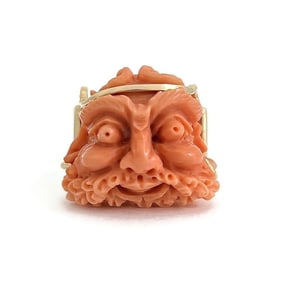 Vintage 1950's 1960's Carved Coral Man's Face Ring 14K Yellow Gold, 13.86 Grams