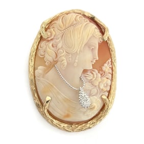 Vintage Habille Cameo Pendant Brooch Pin Pendant 14K Yellow Gold, 35.91 Grams