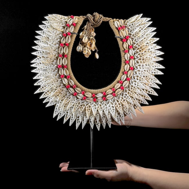 Exquisite Decorative Arts