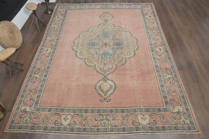9.5x12.2 ft, PINK OVERSIZED RUG