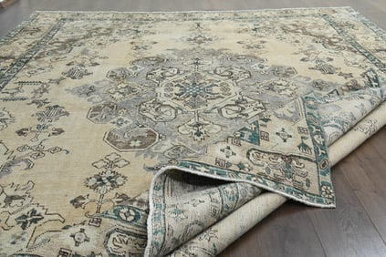 9.5x12.3 ft, PERSIAN AREA RUG