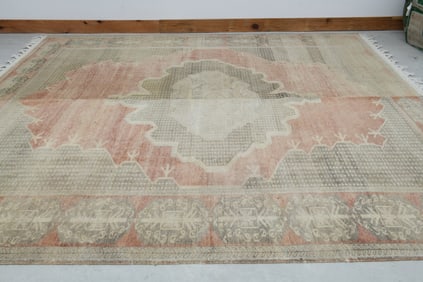 10.7x11.4 ft, ORANGE VINTAGE RUG