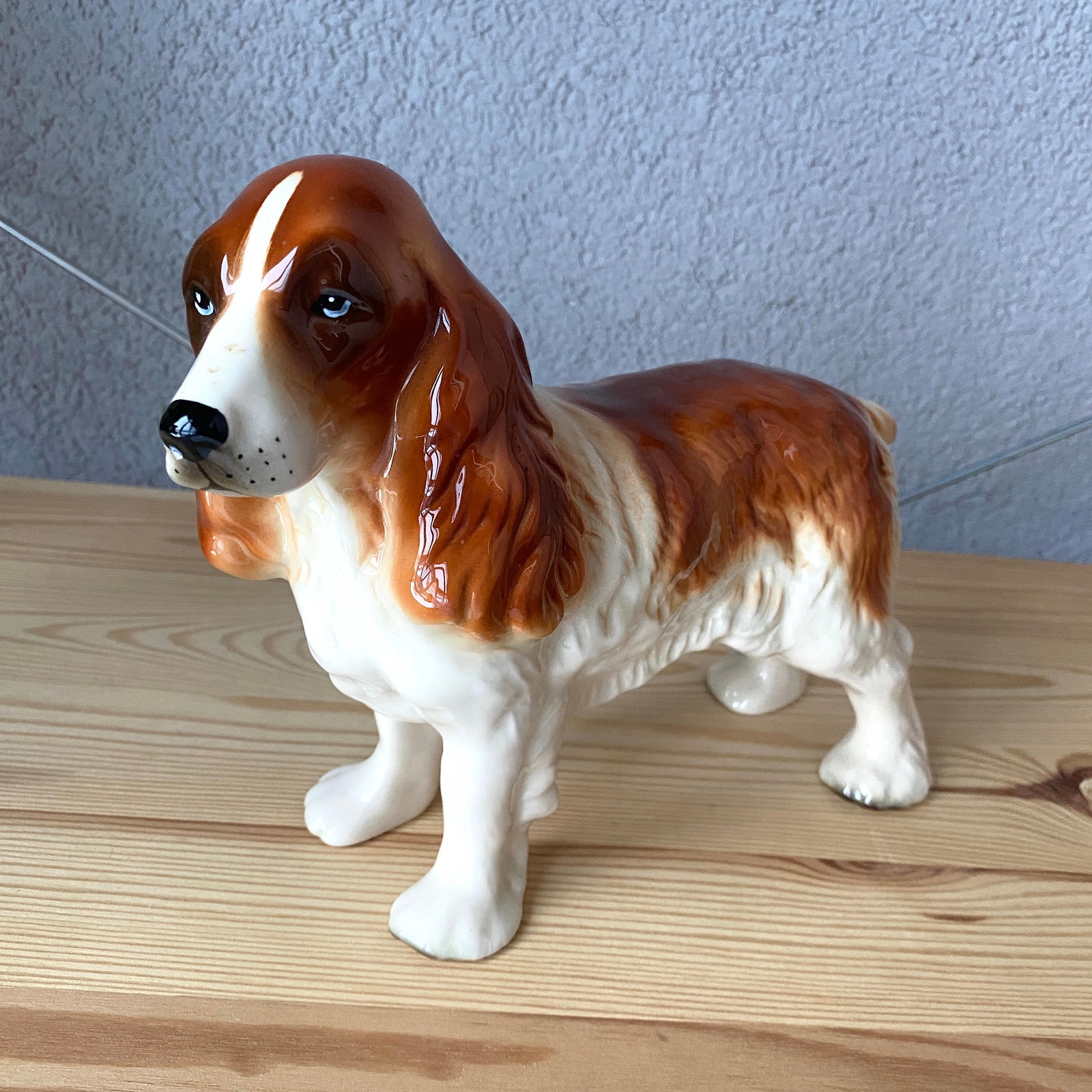Porcelain dog Statue - 9