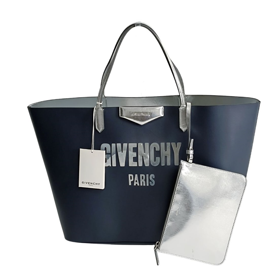 GIVENCHY Antigona Shopping bag in two-tone PVC: Title: GIVENCHY Antigona Shopping bag in two-tone PVC Materials: PVC Size/Dimmensions: DIMENSIONS: L: 40x56 cm - H: 33 cm - W: 18 cm Description: (5507B305). Givenchy Antigona Shopping bag in two-tone