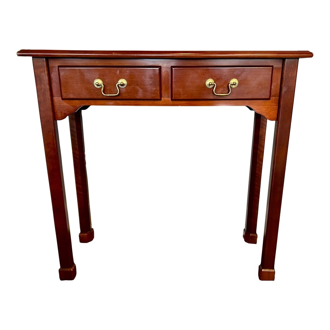 Vintage Chippendale Mahogany Two-Drawer Console Table by Bombay Company: Elegant 1980s Chippendale Mahogany Two-Drawer Console Table by Bombay Company A timeless and refined piece, this Chippendale-style mahogany console table by the Bombay Company features classic craftsm