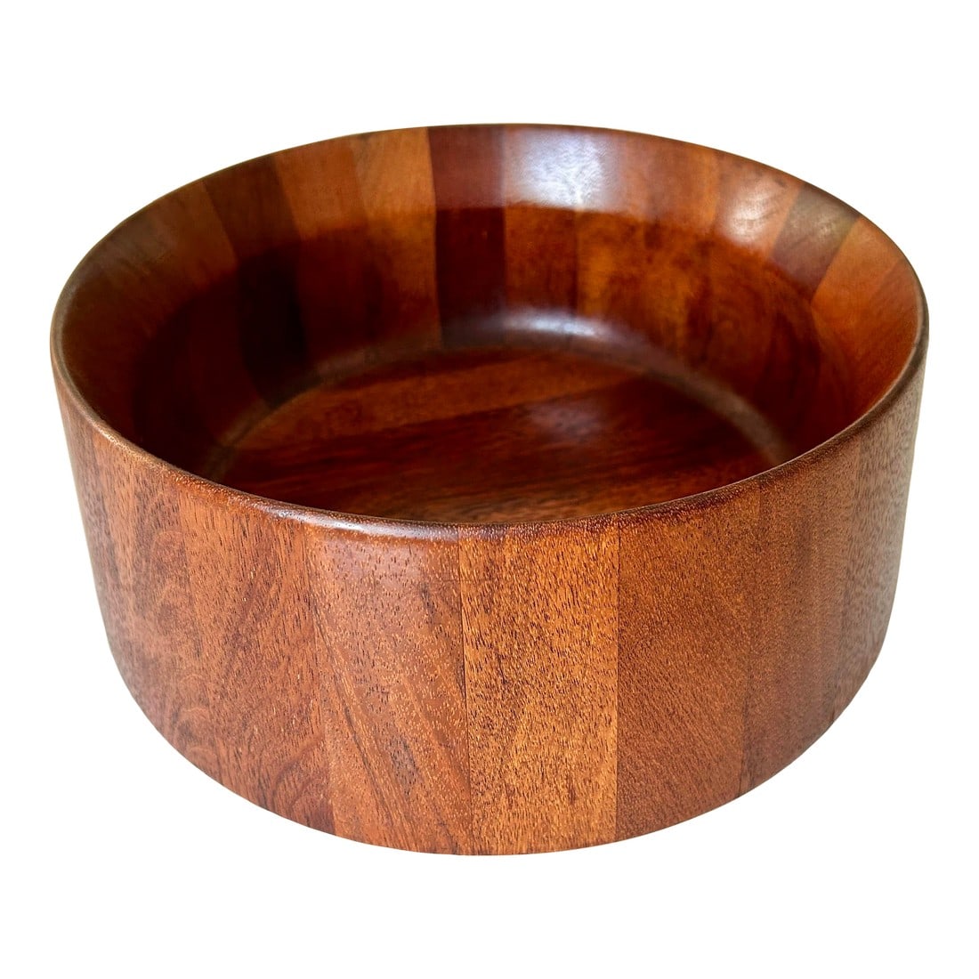 Vintage Dansk Large Circular Teak Salad or Fruit Bowl: Vintage Dansk Large Teak Bowl by Jens Quistgaard - Timeless Scandinavian Design Discover the beauty of Danish craftsmanship with this vintage Dansk large teak bowl, designed by the renowned Jens Quist