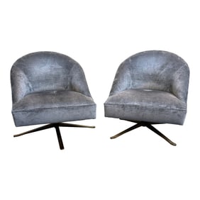 Mid 20th Century Pair of Mid-Century Modern Lee Industries Barrel Back Swivel Chairs With Brass Base