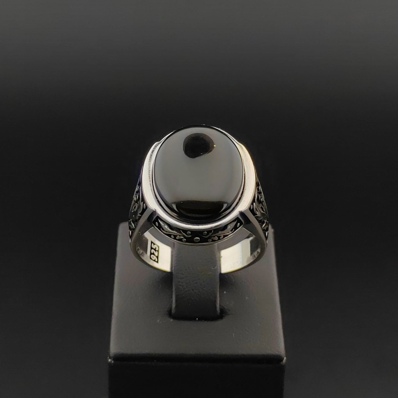 925 Silver Men's Ring with Black Onyx (1 of 8)