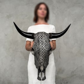 Grey bull's skull - Infinity motif