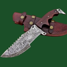 Custom Made Damascus Steel Hunting Knife Wood Grip