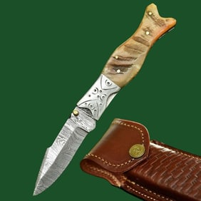 Folding Pocket Knife Hunting Blade Damascus Steel
