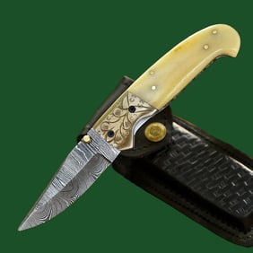 Folding Pocket Knife Forged Damascus Steel Blade