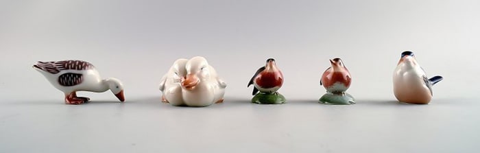 5 Royal Copenhagen and B & G, Bing & Grondahl porcelain figurines. Ducks, goose, 3 birds.