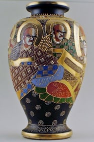 Large Japanese Satsuma earthenware vase.