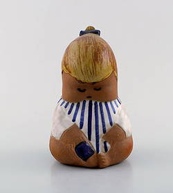 Rare figure, Lisa Larson for Gustavsberg, "Johanna", glazed ceramics. 1970's.: Rare figure, Lisa Larson for Gustavsberg, "Johanna", glazed ceramics. Stamped. Height 17 cm. In perfect condition. Reserve: $413.00 Shipping: Domestic: Shipping rates are determined by destination In