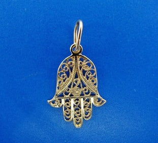 TIMELESS 14k Yellow Gold Hamsa Hand Pendant Charm