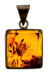 VINTAGE C.1960 SILVER 925 AMBER PENDANT SQUARE CUTE ADORABLE