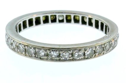 18k White Gold Dimond Vintage Band