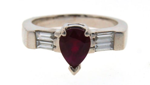 SPLENDID Platinum, Diamond & Ruby Ring Circa 1980!