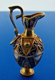 CLASSIC 14k Yellow Gold & Enamel Charm