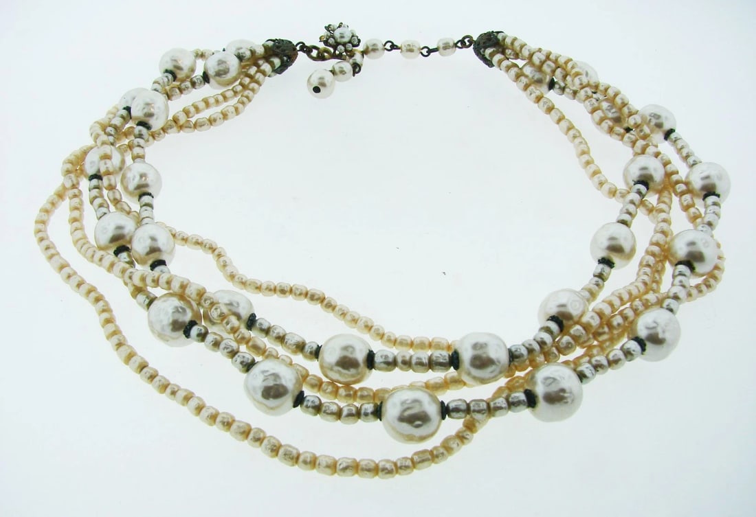 LUXURIOUS Miriam Haskell Pearl Necklace!: DK Miriam Haskell Pearl Necklace! This wonderful item is one of a kind! The weight is 83.9 grams. The length is 15 inches. It is kind of like a choker. This fantastic piece is in great condition! Rese