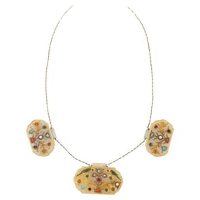 18 Karat Gold and White Jade Indian Mughal Necklace with Semi-Precious Stones