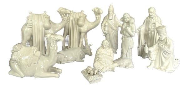 Vintage White Porcelain Nativity Scene Set – 10 Pieces