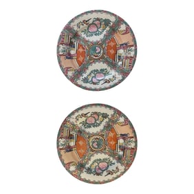 18th Century Qianlong Famille Rose Medallion Set of Two Porcelain Dinner Plates