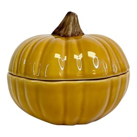 1990s Portuguese Majolica Trompe L’Oeil Pumpkin Box, Halloween & Thanksgiving.