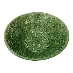 Bordallo Pinheiro Ivy Green Large Serving Bowl