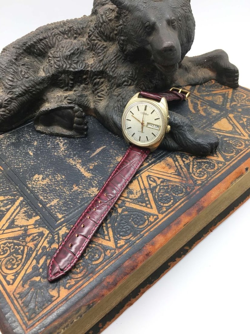 Slava Vintage Men Wrist Watch/ Vintage Russian Mechanical Watch Slava (1 of 5)