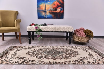 2'5'' x 6'10'' Handmade Vintage Wool Rug - 244814