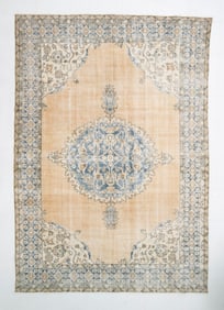 7'9'' x 11'0'' Handmade Vintage Wool Rug - 17465