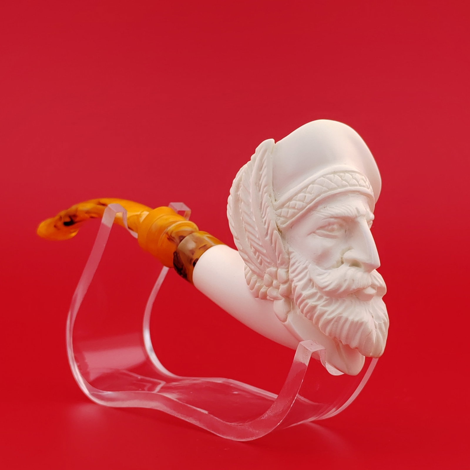 Scottish Soldier Meerschaum Pipe: Title: Scottish Soldier Meerschaum Pipe Materials: Meerschaum Dimension: 5.51 inch(14cm) Additional Information: Scottish Soldier,Hand carved Meerschaum Pipe. Made in Turkey,Eskisehir by Meerschaum Ca