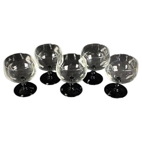 Set of 5 Large Wine Glasses with Green Stems – Beautiful Service