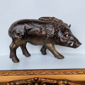 Cerabic boar statue