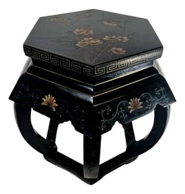 Mid-Century Chinese Lacquered Hexagon Side Table – 18†Floral