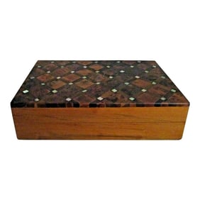1950s Moroccan Style Araar Cedar Diamond Marquetry Mother of Pearl Box