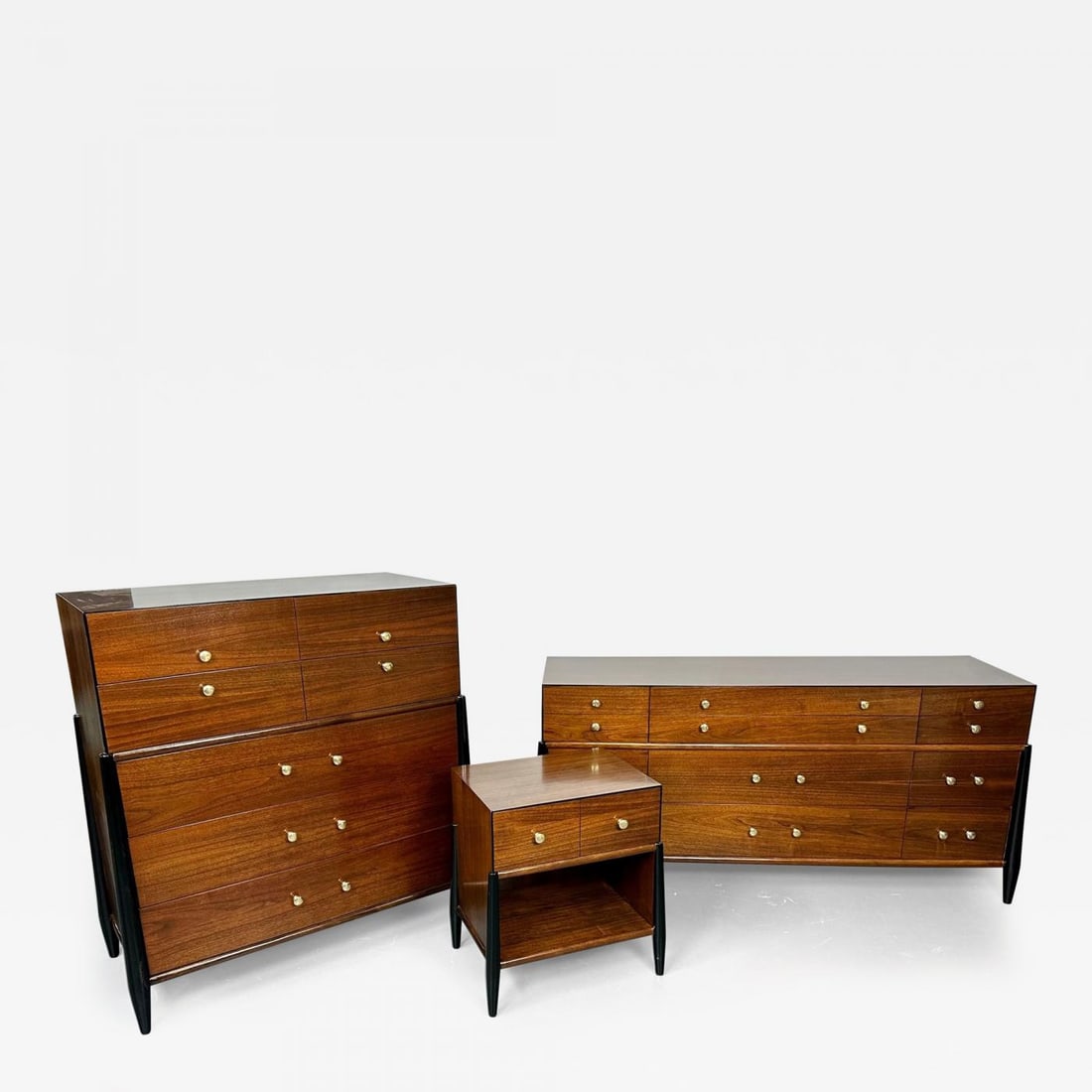 Mid Century Modern Bedroom Set, Dresser, Chest, Nightstand, W. Michigan Furn. Co (1 of 11)