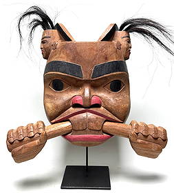 Northwest First Nations Kwakiutl mask "Spirit Beaver" - Canada: Authentic mask, rarely offered. As a way of honouring the natural milestones of Native American life, the Kwakwaka'wakw people, a Native American tribe that originates in the Pacific Northwest Coast,