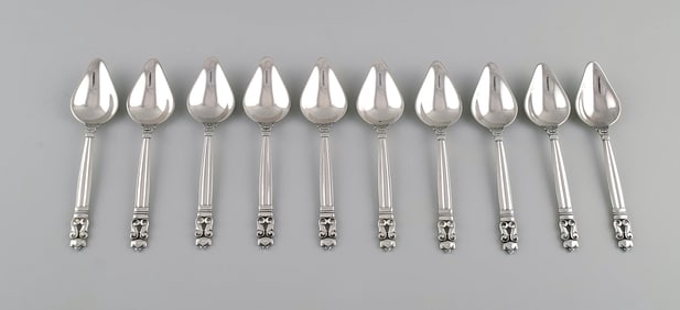 10 Georg Jensen Acorn grapefruit spoons in sterling silver.