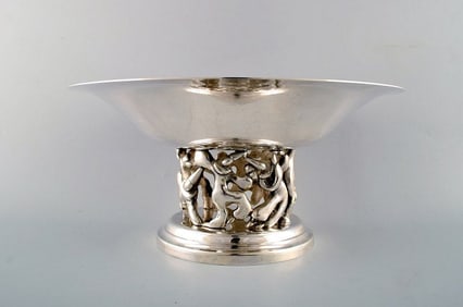 Jean Boggio for Roux-Marquiand, France. Large modernist compote in plated silver. Base with motive