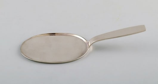 Evald Nielsen number 36 art deco serving spade in sterling silver. 1930's.