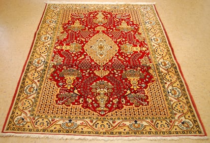 PERSIAN QOME RUG 4' 7" x 6'6"