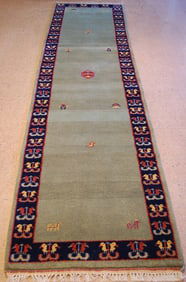 PERSIAN SHIRAZ RUG 2'10" x 11'5"