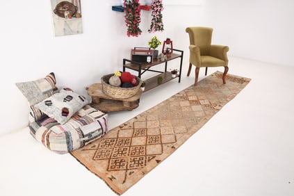 2'7'' x 12'2'' Vintage Wool Runner Rug - 6110